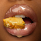 Gisou Honey Infused Lip Oil Pineapple Pout 8ml - интернет-магазин профессиональной косметики Spadream, изображение 74136